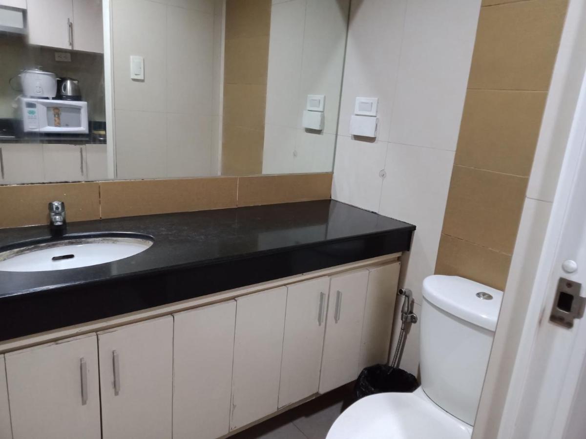 Jericho's Place at Sea Residences Manila Exterior foto